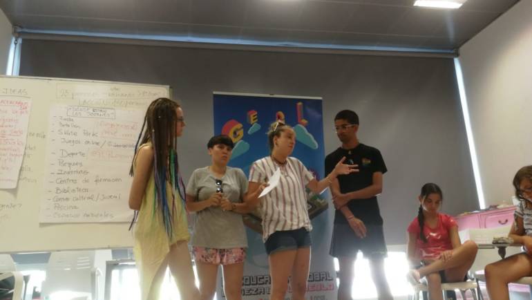 Cuatro jóvenes plegueros participaron en el encuentro de verano del programa europeo GEGL